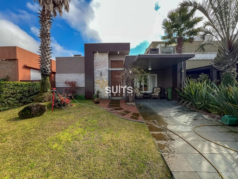 Excelente casa térrea à venda no condomínio Las Palmas