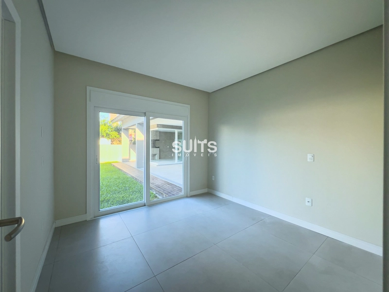 Excelente casa em região nobre e próxima ao mar na praia de Atlântida: 17ª foto da galeria de imagens do imóvel