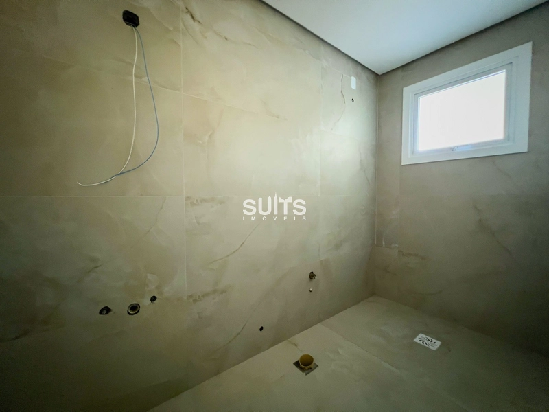 Excelente casa em região nobre e próxima ao mar na praia de Atlântida: 16ª foto da galeria de imagens do imóvel