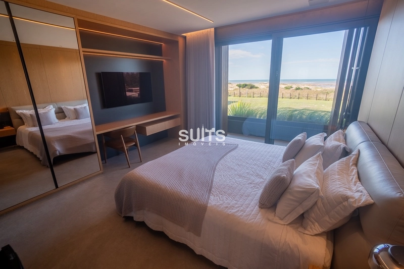 Belíssimo sobrado à venda no condomínio Los Cobos em Xangri-lá: 30ª foto da galeria de imagens do imóvel