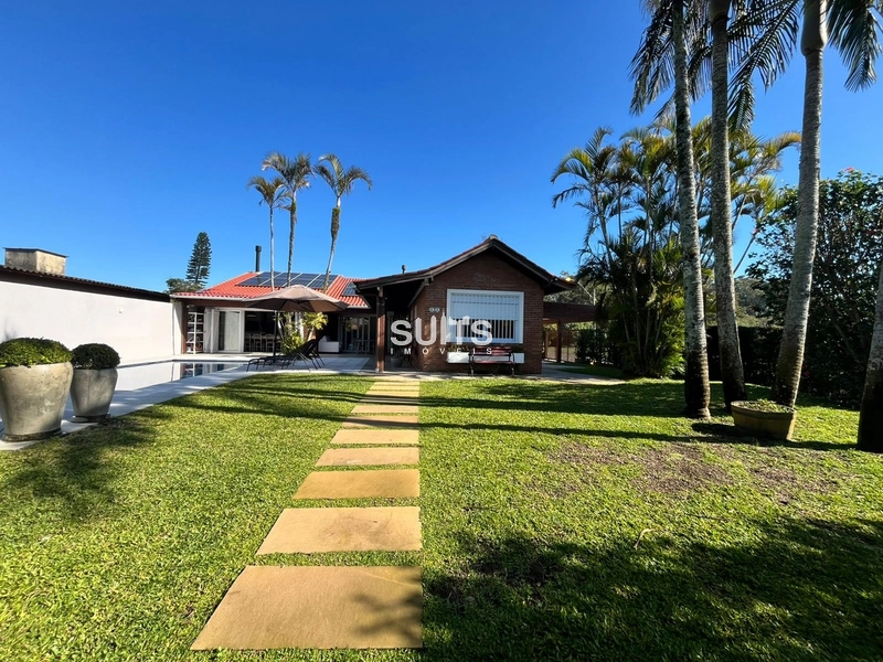 Excelente casa à venda em Atlântida
