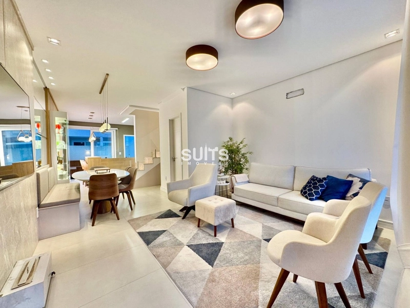 Excelente sobrado à venda no condomínio Murano: 3ª foto da galeria de imagens do imóvel