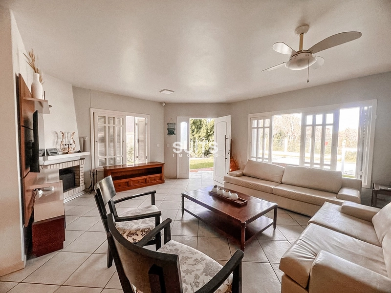 Excelente casa com 02 terrenos à venda em Atlântida: 9ª foto da galeria de imagens do imóvel