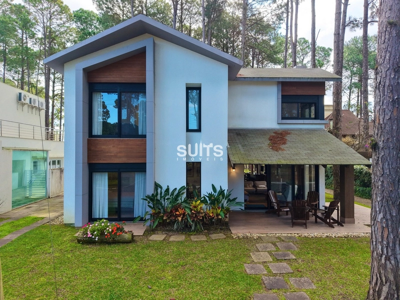 Excelente sobrado à venda no condomínio Carmel: 1ª foto da galeria de imagens do imóvel