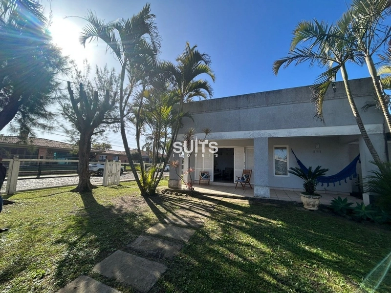 Excelente casa à venda em Atlântida