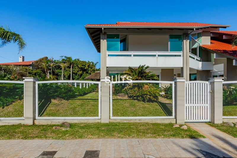 Excelente sobrado à venda no Centro: 2ª foto da galeria de imagens do imóvel