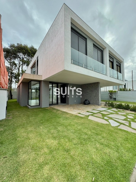 Excelente casa Cedro a venda no condomínio Amaná