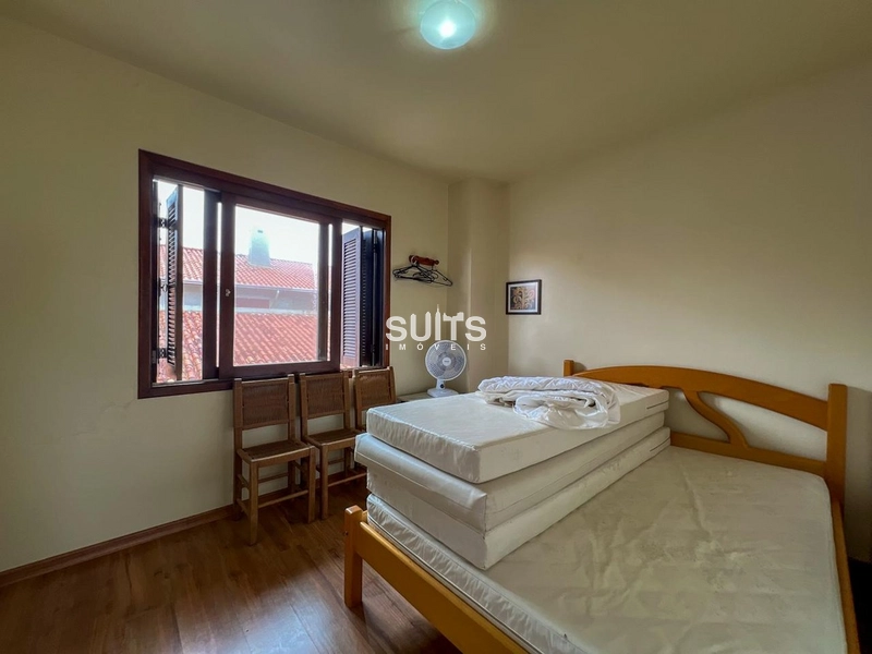 Excelente duplex à venda no Centro: 3ª foto da galeria de imagens do imóvel