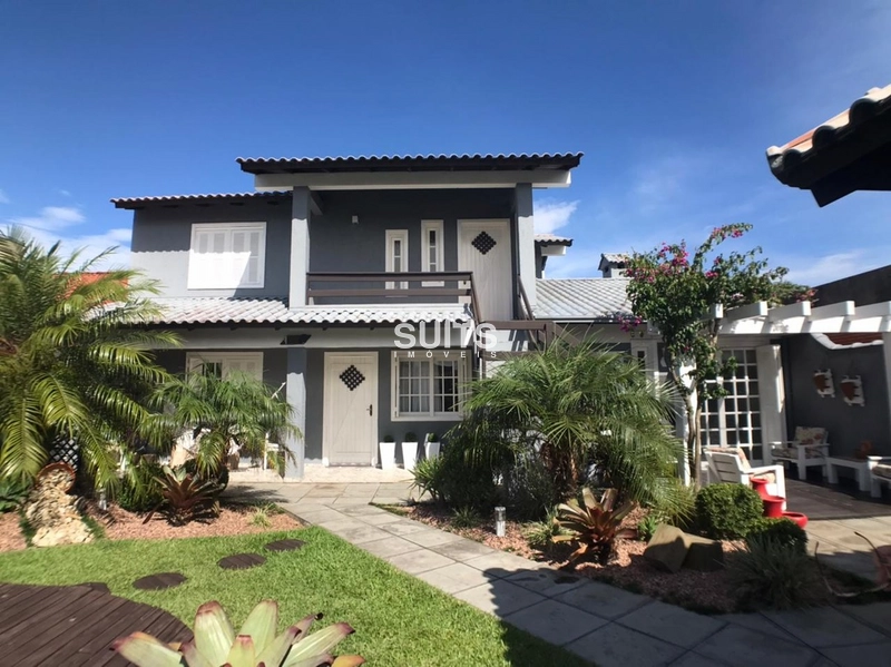 Excelente Sobrado em Xangri-Lá: 2ª foto da galeria de imagens do imóvel