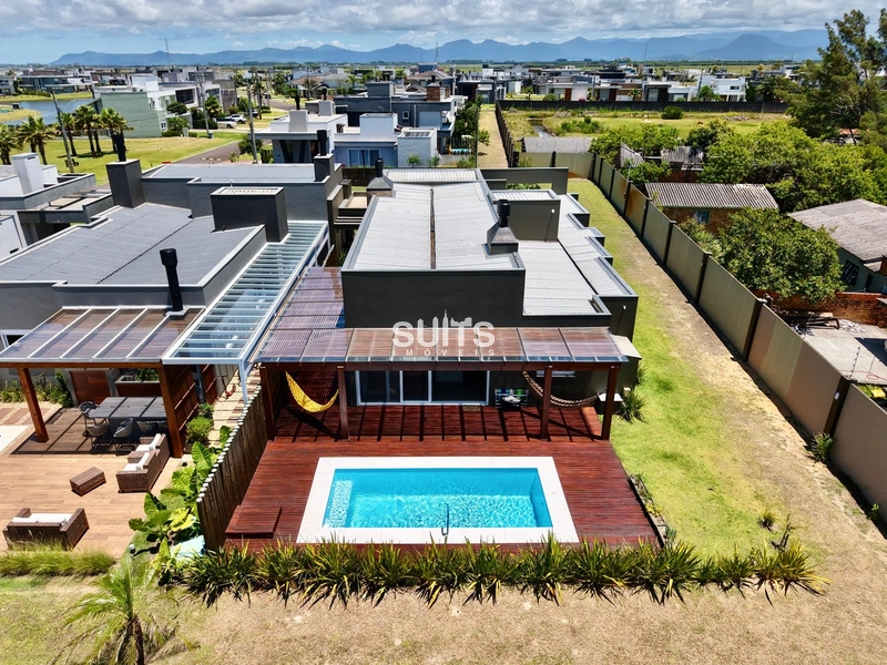 Excelente casa no condomínio Riviera: 2ª foto da galeria de imagens do imóvel