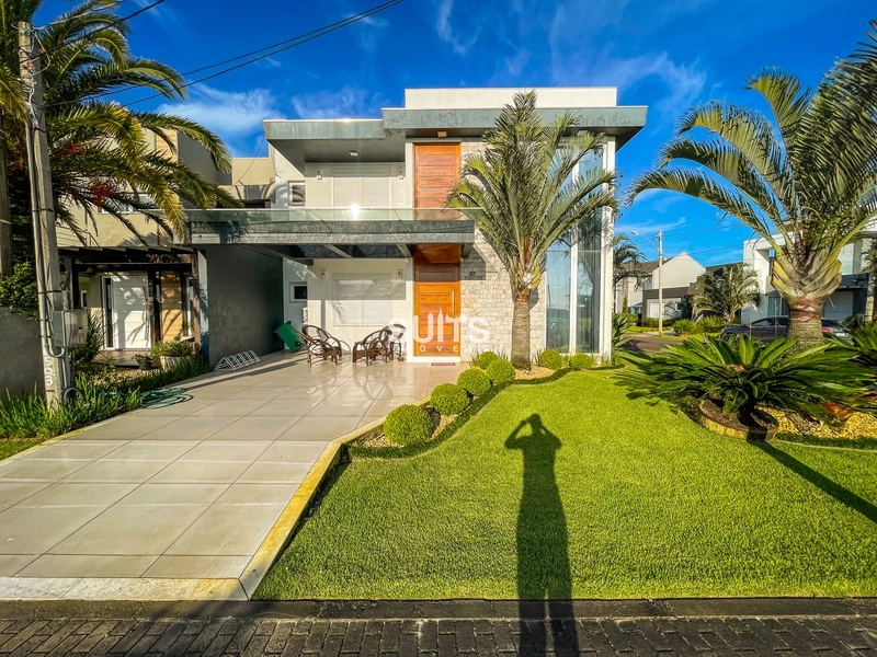 Novidade no Condomínio Las Palmas, excelente sobrado de esquina.: 1ª foto da galeria de imagens do imóvel