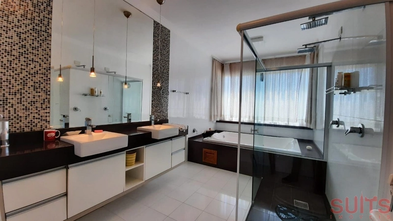 Mansão Disponível a Venda em condomínio Beira Mar de Xangri-lá.: 24ª foto da galeria de imagens do imóvel