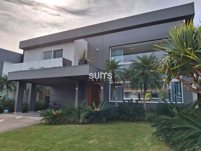 Incrível imóvel beira lago no condomínio Malibu: 2ª foto da galeria de imagens do imóvel