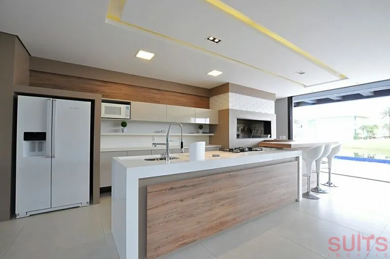 Excelente sobrado beira-lago no Condomínio Enseada: 8ª foto da galeria de imagens do imóvel