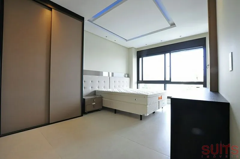 Excelente sobrado beira-lago no Condomínio Enseada: 20ª foto da galeria de imagens do imóvel