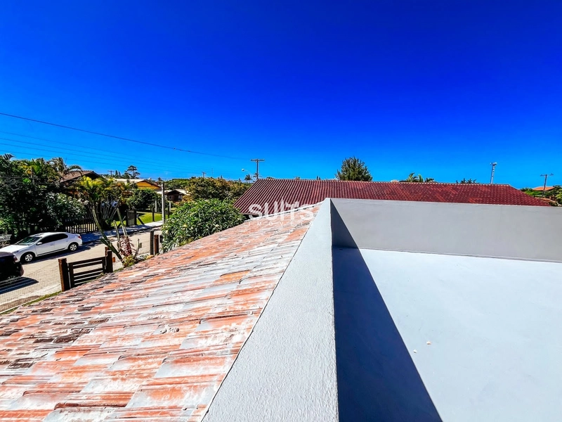 Lindo sobrado  em Atlântida: 11ª foto da galeria de imagens do imóvel