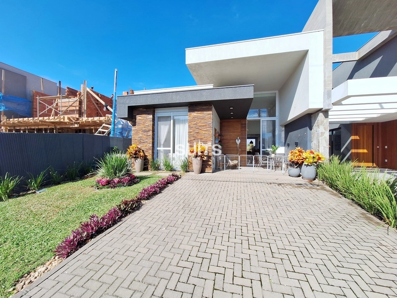 Excelente sobrado à venda no condomínio Blue: 2ª foto da galeria de imagens do imóvel