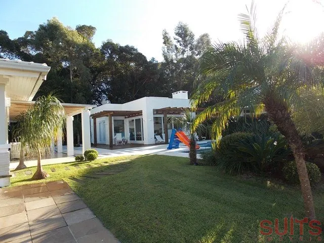 Belíssimo sobrado com 2 terrenos no condomínio Porto Coronado: 2ª foto da galeria de imagens do imóvel