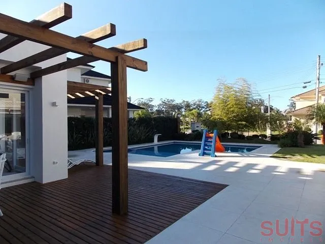 Belíssimo sobrado com 2 terrenos no condomínio Porto Coronado: 37ª foto da galeria de imagens do imóvel