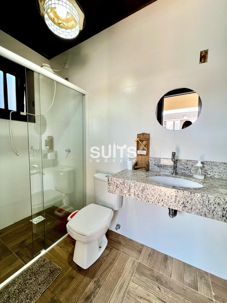 Excelente sobrado à venda próximo ao mar na praia de Rainha do mar: 18ª foto da galeria de imagens do imóvel