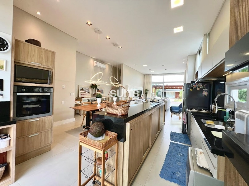 Excelente casa mobiliada e decorada no condomínio Quintas do Lago: 8ª foto da galeria de imagens do imóvel