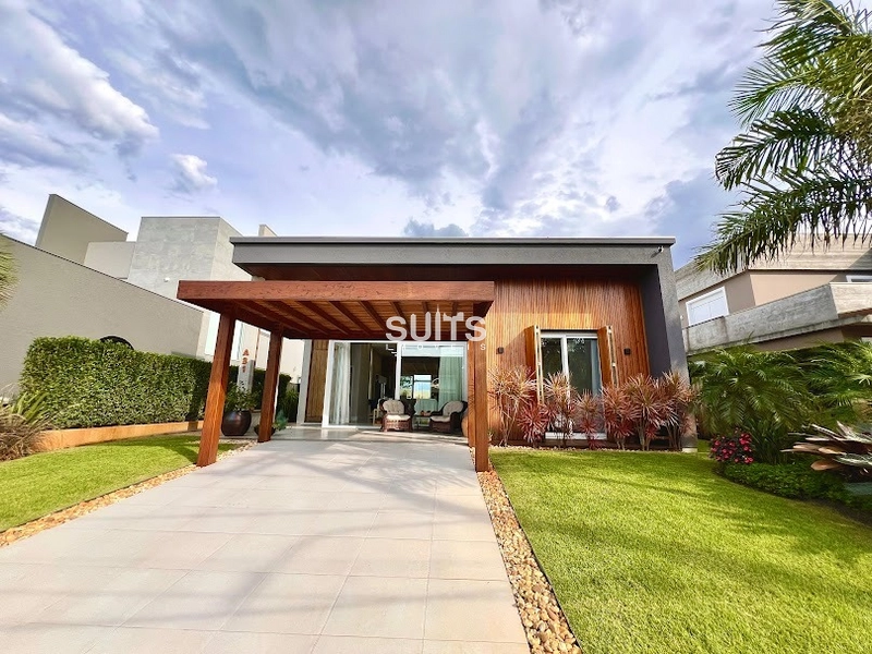 Excelente casa mobiliada e decorada no condomínio Quintas do Lago: 2ª foto da galeria de imagens do imóvel