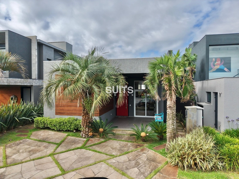Excelente casa no condomínio Acqualina
