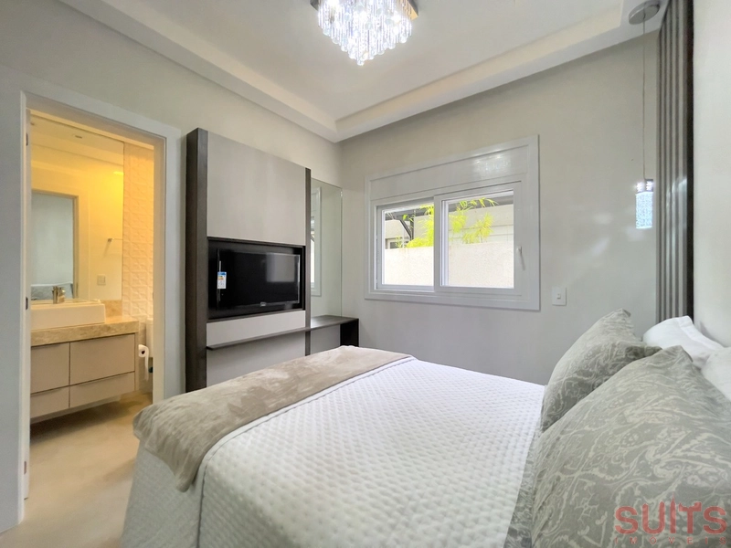 Lindo sobrado beira-lago no Condomínio Enseada: 55ª foto da galeria de imagens do imóvel