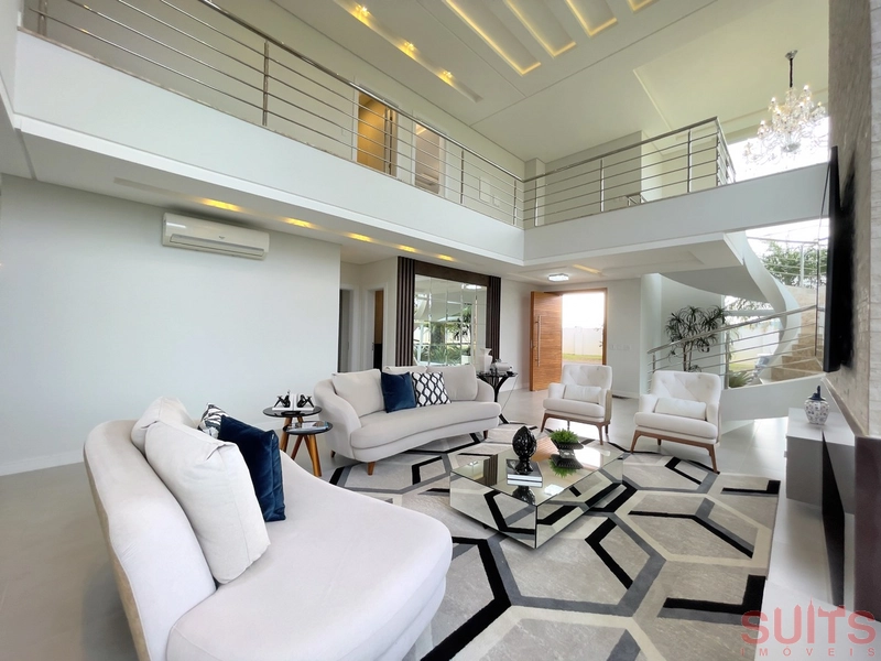 Lindo sobrado beira-lago no Condomínio Enseada: 8ª foto da galeria de imagens do imóvel