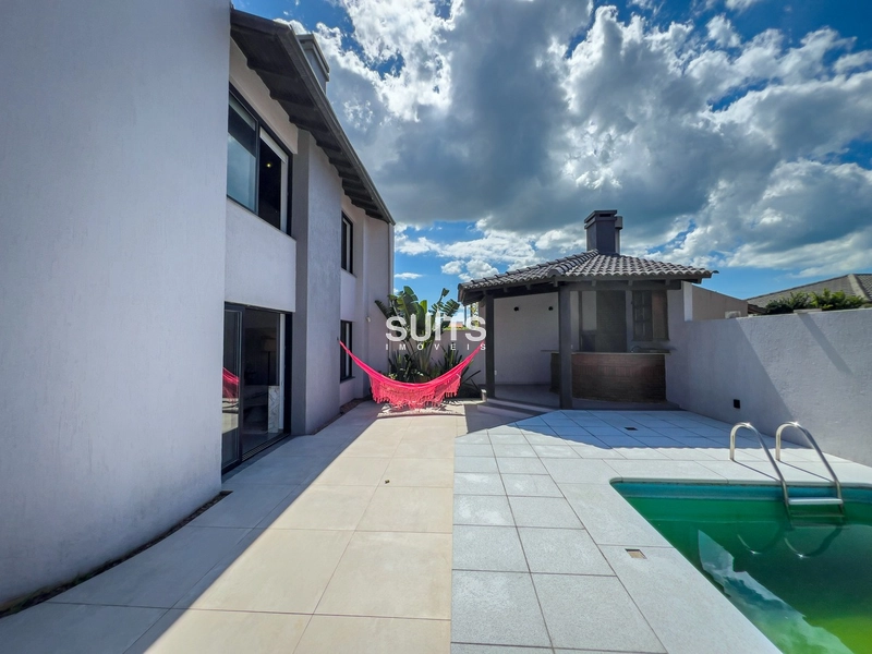 Magnífico sobrado na divisa com Atlântida a 2 quadras do mar: 29ª foto da galeria de imagens do imóvel