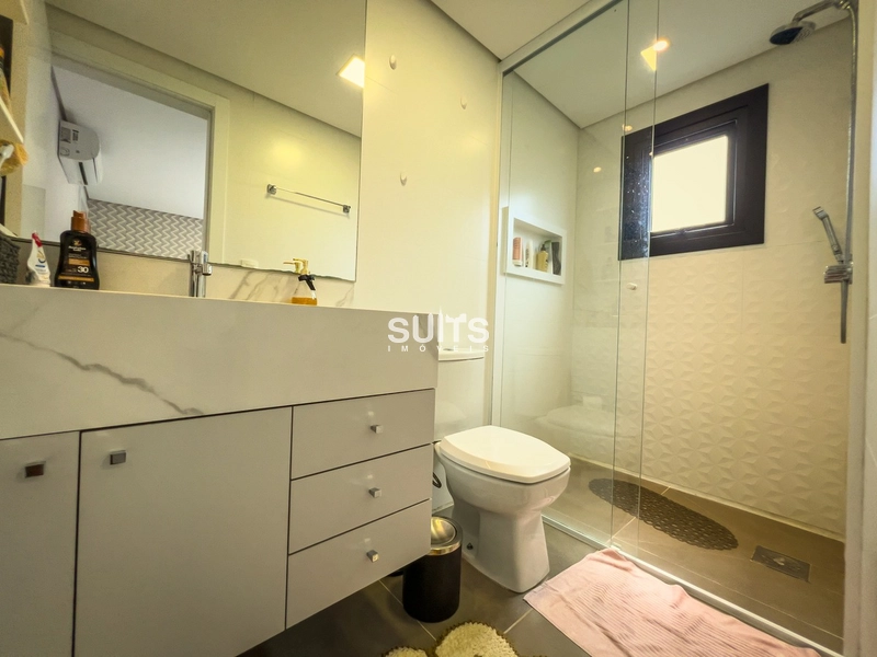 Magnífico sobrado na divisa com Atlântida a 2 quadras do mar: 25ª foto da galeria de imagens do imóvel