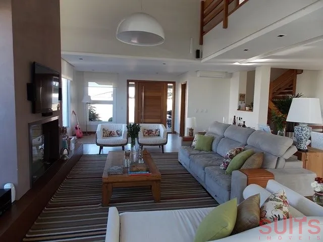 Mansão em Condomínio Beira Mar em Xangri-Lá: 2ª foto da galeria de imagens do imóvel