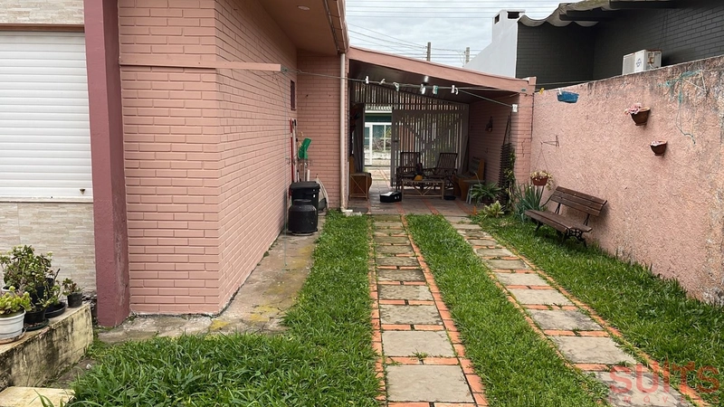 Linda Casa localizada no centro de Xangri-Lá: 3ª foto da galeria de imagens do imóvel