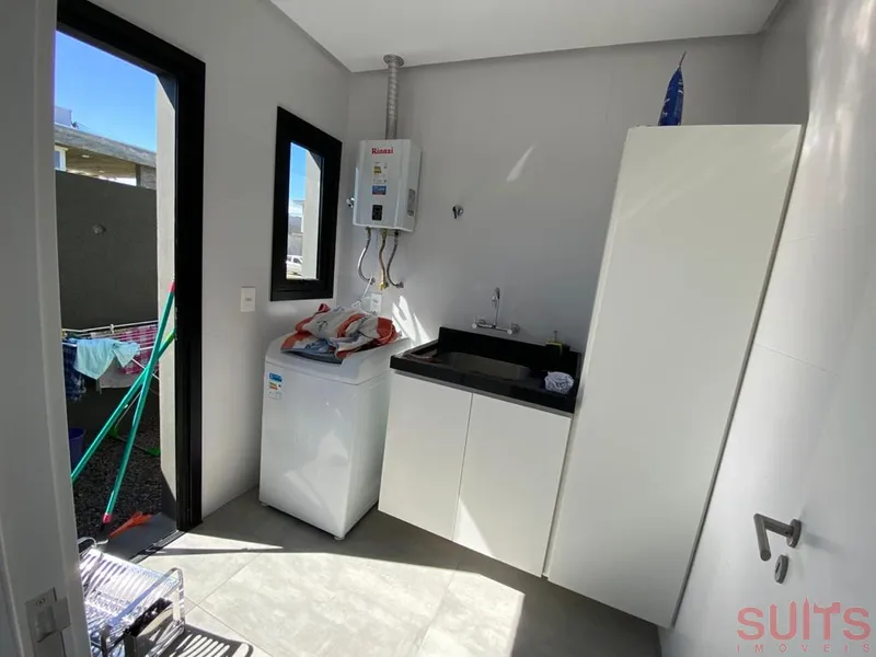 Espetacular sobrado beira-lago no Condomínio Sea Coast: 11ª foto da galeria de imagens do imóvel