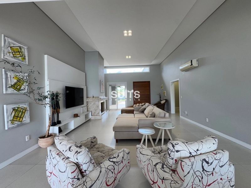 Linda casa no condomínio Riviera: 8ª foto da galeria de imagens do imóvel