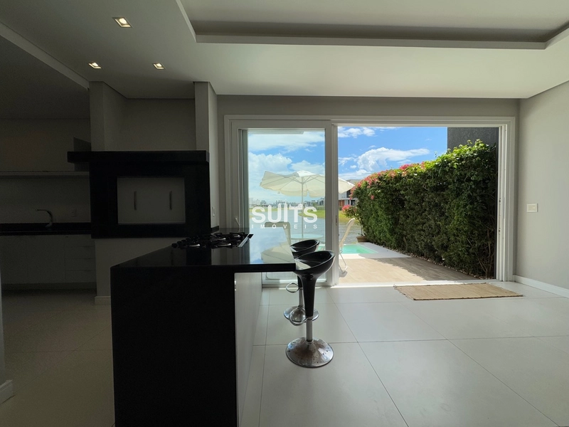 Linda casa no condomínio Riviera: 18ª foto da galeria de imagens do imóvel