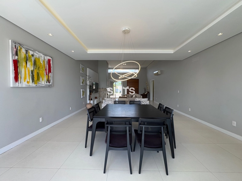 Linda casa no condomínio Riviera: 10ª foto da galeria de imagens do imóvel