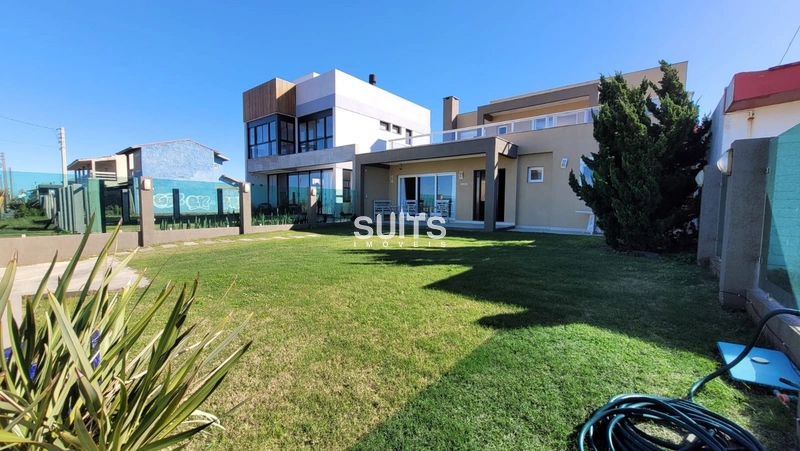 Excelente Sobrado na Beira Mar na praia de Rainha do Mar em Xangri-Lá: 2ª foto da galeria de imagens do imóvel