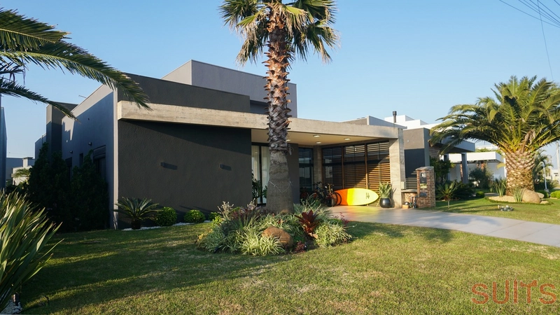 Excelente casa com linda vista no Condomínio Riviera: 2ª foto da galeria de imagens do imóvel