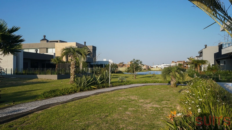 Excelente casa com linda vista no Condomínio Riviera: 27ª foto da galeria de imagens do imóvel