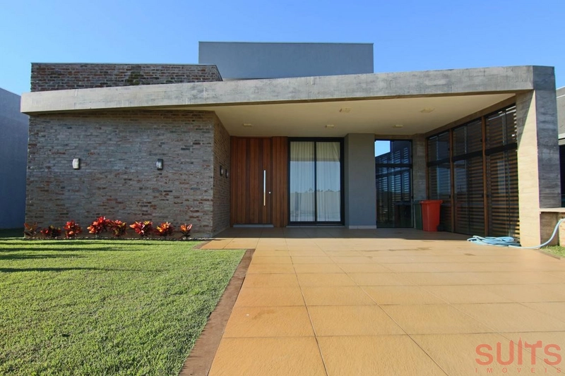 Excelente casa com linda vista no Condomínio Riviera: 3ª foto da galeria de imagens do imóvel