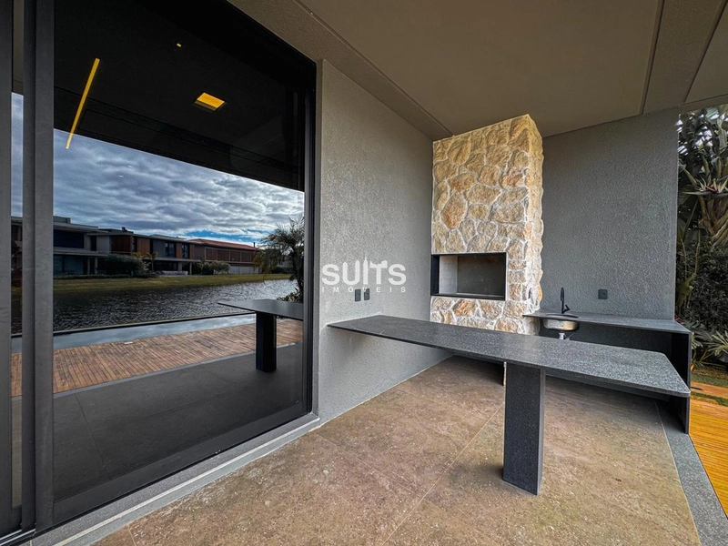 Excelente casa beira lago no condomínio Enseada: 54ª foto da galeria de imagens do imóvel