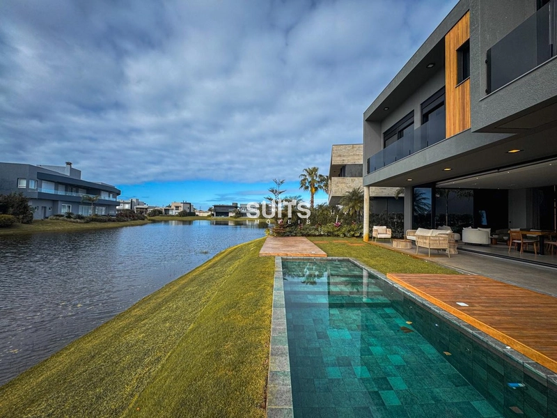 Excelente casa beira lago no condomínio Enseada: 57ª foto da galeria de imagens do imóvel