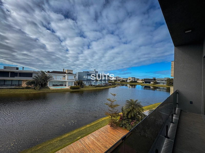 Excelente casa beira lago no condomínio Enseada: 22ª foto da galeria de imagens do imóvel