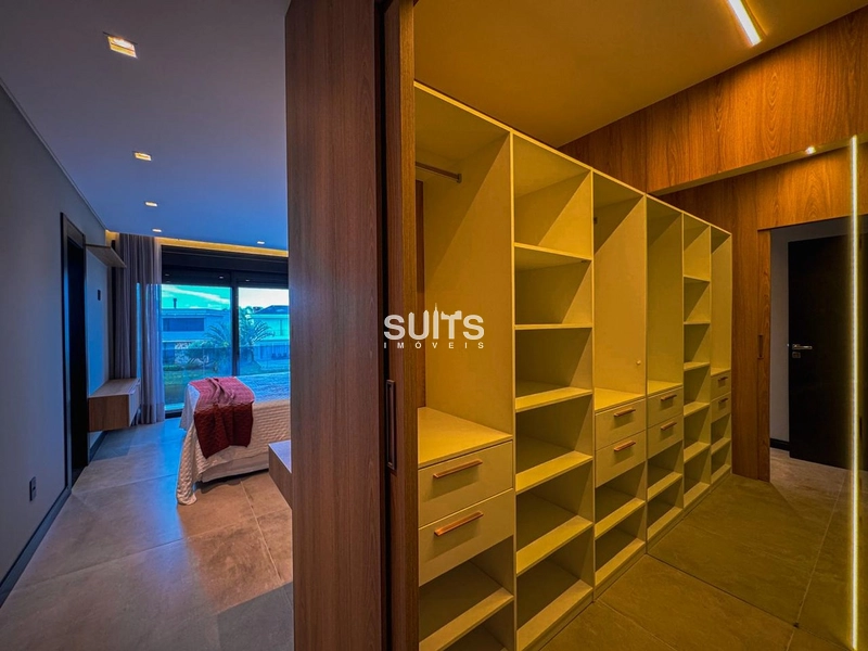 Excelente casa beira lago no condomínio Enseada: 45ª foto da galeria de imagens do imóvel