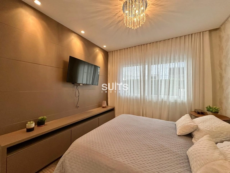 Belíssima Mansão no Condomínio Enseada: 22ª foto da galeria de imagens do imóvel