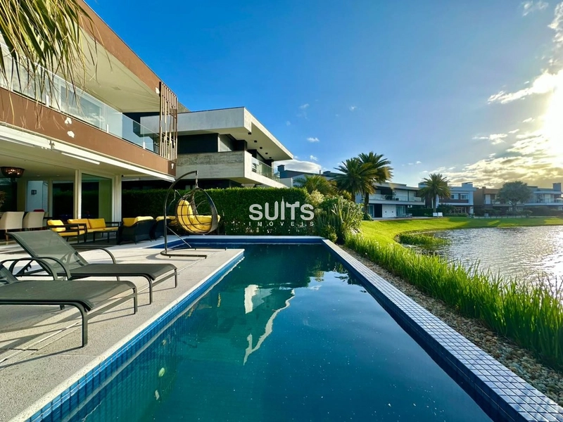 Belíssima Mansão no Condomínio Enseada: 46ª foto da galeria de imagens do imóvel