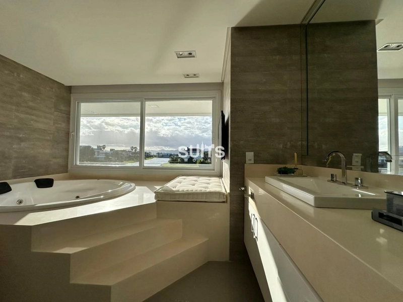 Belíssima Mansão no Condomínio Enseada: 37ª foto da galeria de imagens do imóvel