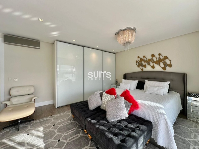 Belíssima Mansão no Condomínio Enseada: 34ª foto da galeria de imagens do imóvel