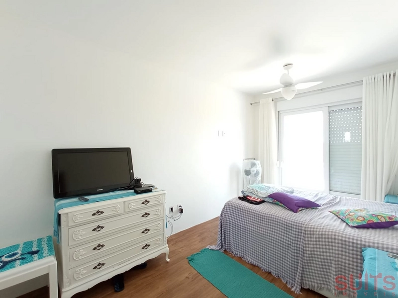 Lindo páteo marbella à venda com vista para o lago: 12ª foto da galeria de imagens do imóvel